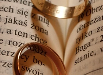 	Bycie wiernym to fundament małżeńskiego życia.