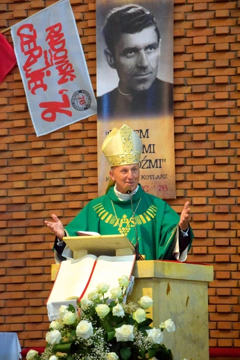 Liturgii przewodniczył ordynariusz radomski.