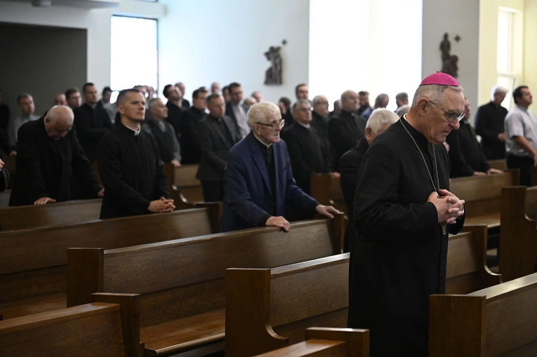 Konferencje rejonowe dla duchowieństwa