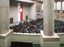 Nowacka: Są sprawy, w których wydaje się, że Episkopat rości sobie prawo do weta