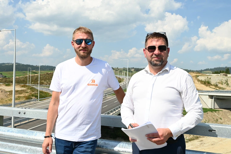 Jedziemy nową zakopianką