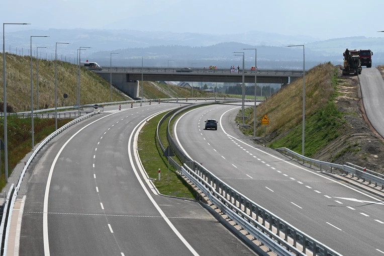 Jedziemy nową zakopianką