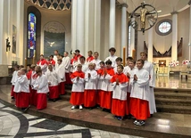 Katowice. "We wspólnocie jest siła". Pielgrzymka ministrantów do Katedry Chrystusa Króla