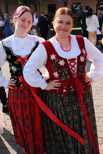 #Rekiodziękczynienie 2024 i błogosławieństwo nowych animatorówi moderatorów Ruchu Światło-Życie