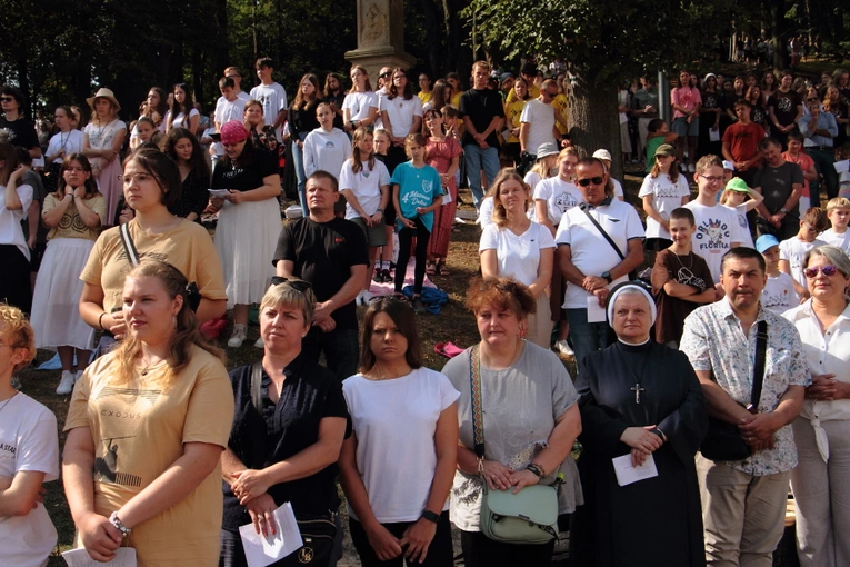 #Rekiodziękczynienie 2024 i błogosławieństwo nowych animatorówi moderatorów Ruchu Światło-Życie