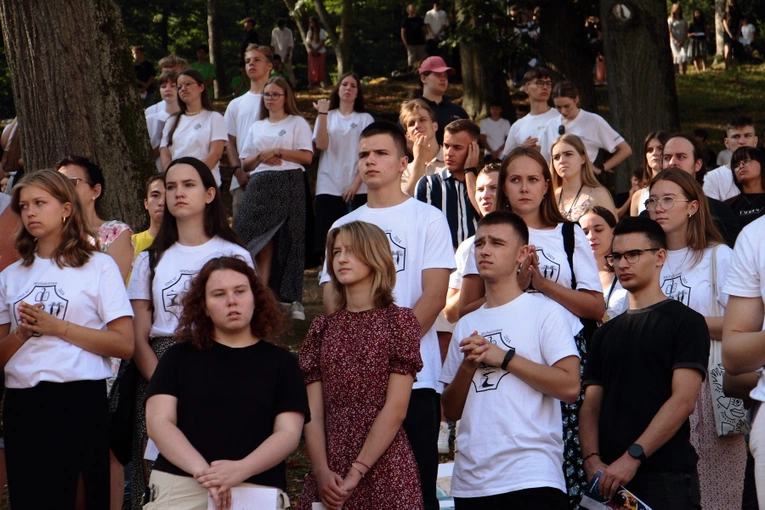 #Rekiodziękczynienie 2024 i błogosławieństwo nowych animatorówi moderatorów Ruchu Światło-Życie