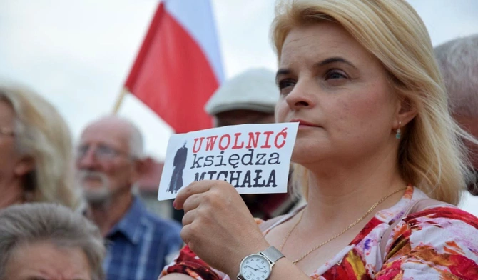 Kilkaset osób domagało się uwolnienia ks. Olszewskiego