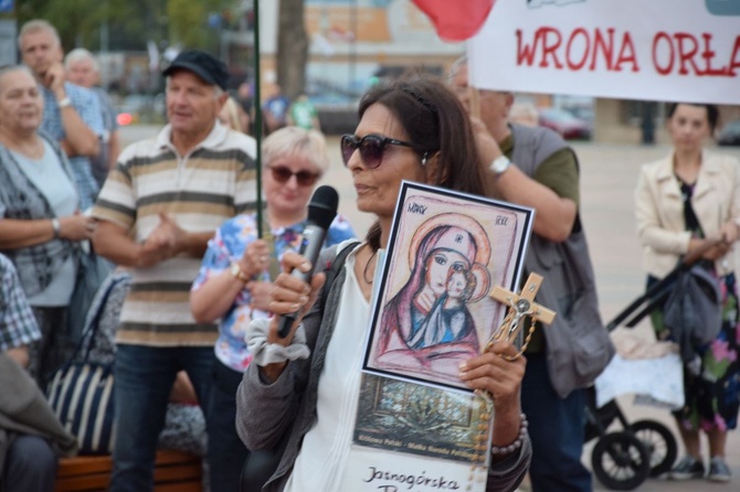 Pikieta w obronie ks. Michała Olszewskiego w Radomiu