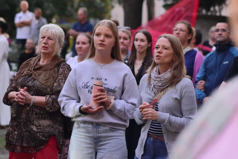 Franciszkanie z Zatorza. Koncert uwielbienia