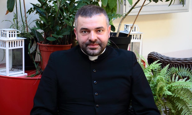 Ks. Wójcik: Gdy trwa zmasowany atak na katechezę, pokazujmy dobro, jakie w niej tkwi
