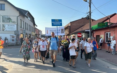 Pielgrzymi radoszyccy pieszo wrócili do domów