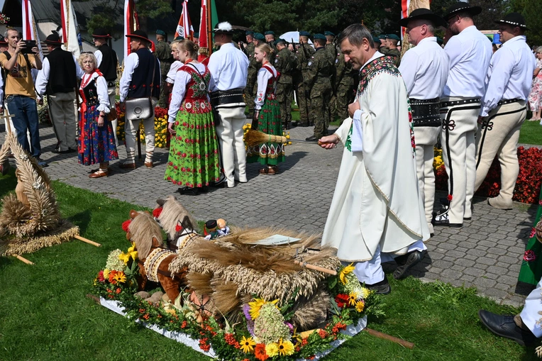 Dziękczynienie za plony u Królowej Podhala 