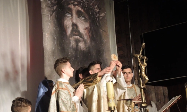 Eucharystia jest sakramentem, który jednoczy