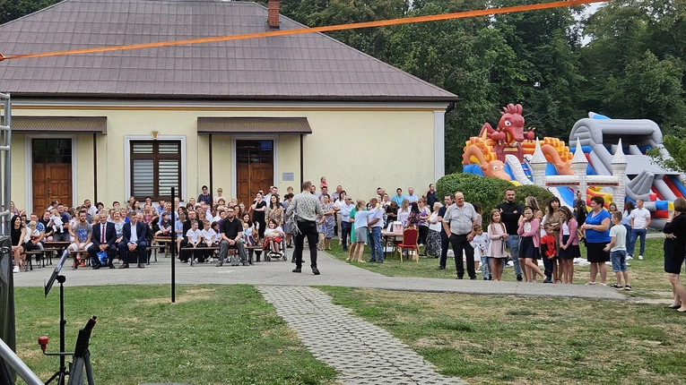 Piknik rodzinny na zakończenie wakacji w Polnej