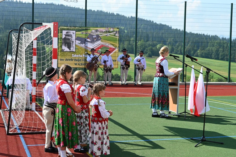 Początek roku szkolnego w Czerwiennem Dolnem