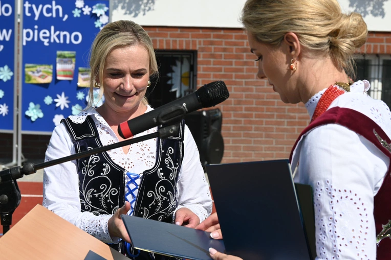 Początek roku szkolnego w Czerwiennem Dolnem