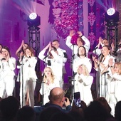 Chętni, którzy chcą wziąć udział w szkoleniach mogą zapisać się poprzez media społecznościowe Iława Gospel Singers.