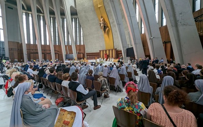 Wspólnota Darczyńców „Providentia Dei” liczy już około 100 tys. osób.