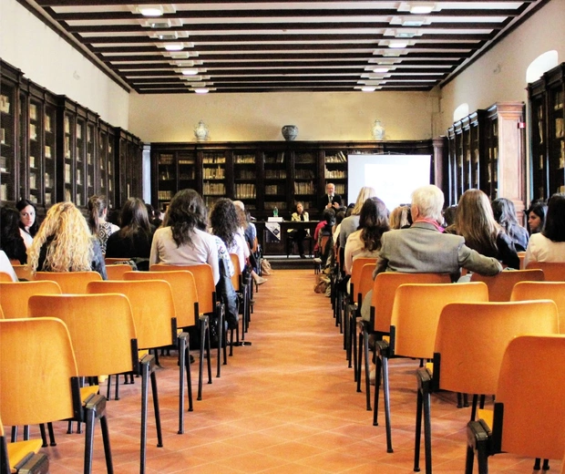 Ośrodek od lat organizuje warsztaty, konferencje i cykle wykładów skierowane do szerokiego grona odbiorców.
