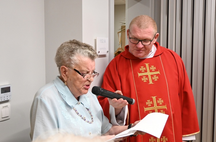 Poświęcenie kaplicy bł. Alojzego Ligudy w DPS w Opolu