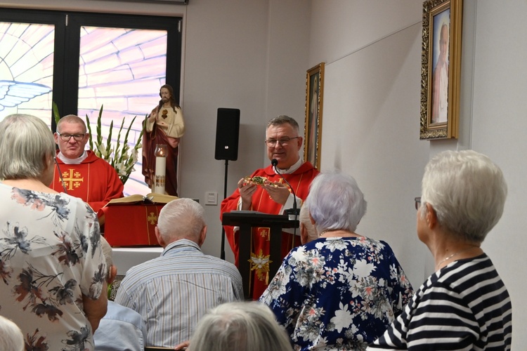 Poświęcenie kaplicy bł. Alojzego Ligudy w DPS w Opolu