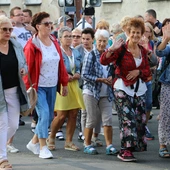 Płock. Wyjście pielgrzymki do Skępego