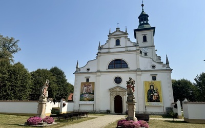 O kamedułach w Rytwianach