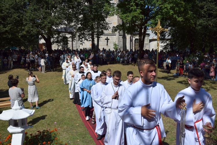 25 lat od koronacji obrazu maryjnego w Czarnej koło Końskich 