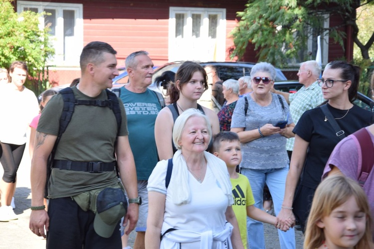 25 lat od koronacji obrazu maryjnego w Czarnej koło Końskich 