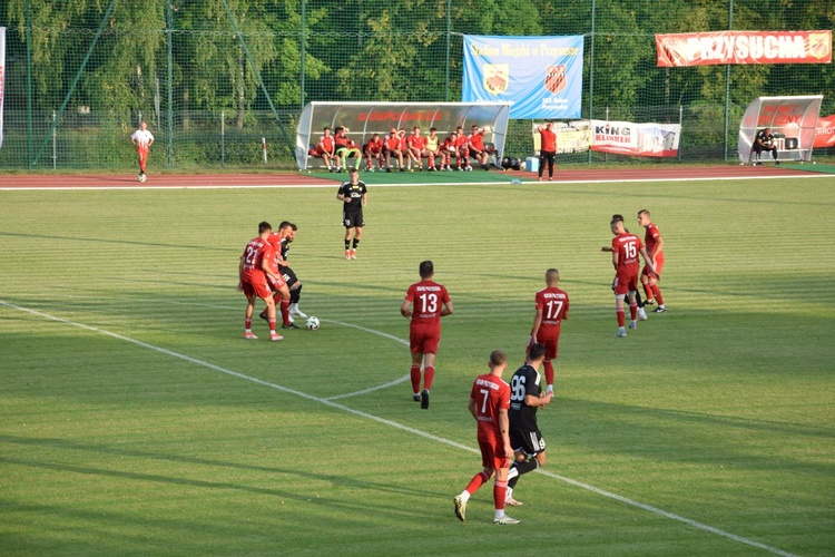 Otwarcie stadionu w Przysusze