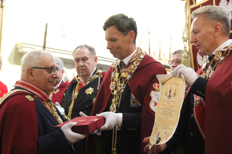 195. Inwestytura Królewskiego Orderu św. Stanisława w Szczepanowie