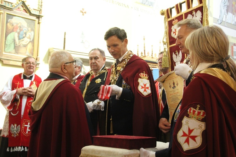 195. Inwestytura Królewskiego Orderu św. Stanisława w Szczepanowie