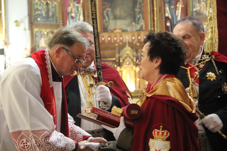 195. Inwestytura Królewskiego Orderu św. Stanisława w Szczepanowie