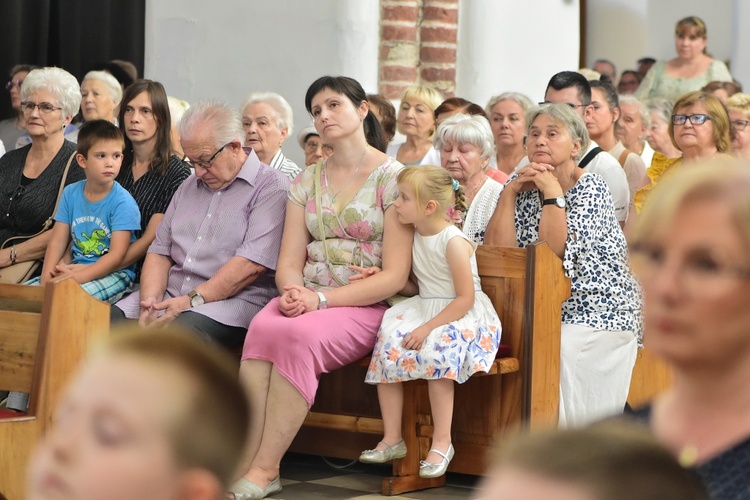 Bartoszyce. 50. rocznica odtworzenia parafii św. Jana Apostoła i Ewangelisty