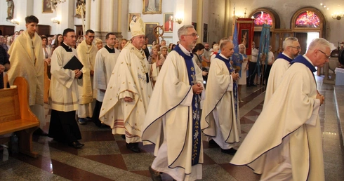 30. rocznica koronacji obrazu Matki Bożej Łaskawej w parafii pw. św. Karola Boromeusza