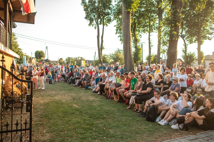 Inauguracja uroczystości u Królowej Polskiego Morza