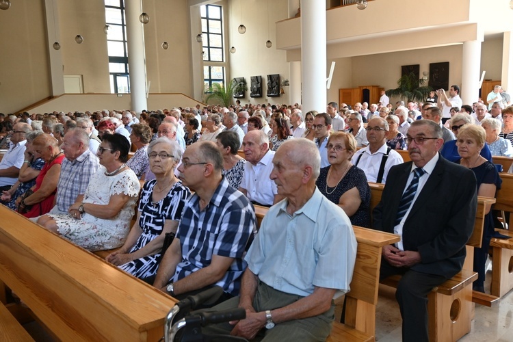 Pielgrzymka złotych jubilatów