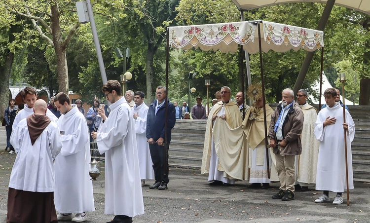 Pielgrzymka chorych do Lourdes - cz. 3