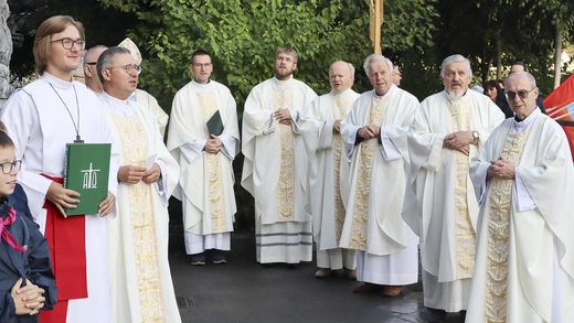 Pielgrzymka chorych do Lourdes - cz. 4