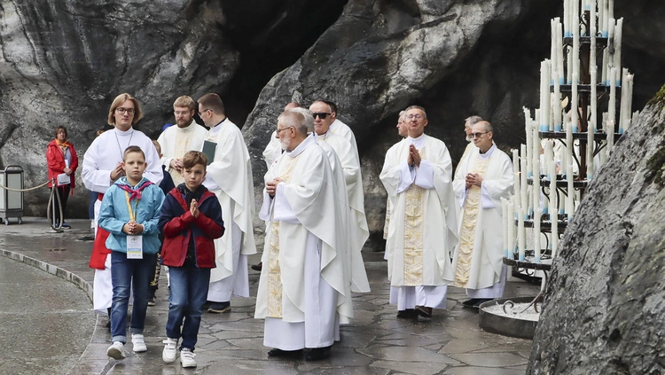 Pielgrzymka chorych do Lourdes - cz. 4