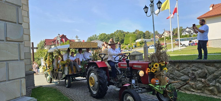 Dożynki gminy Trzciana