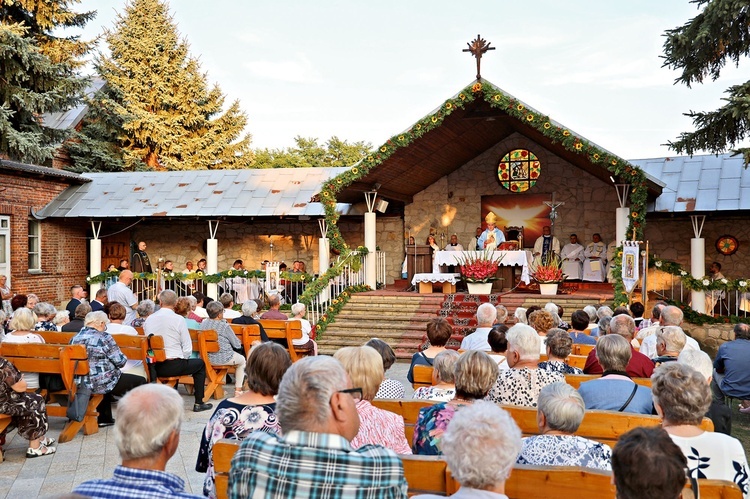 Wydarzenie co roku gromadzi rzesze wiernych.