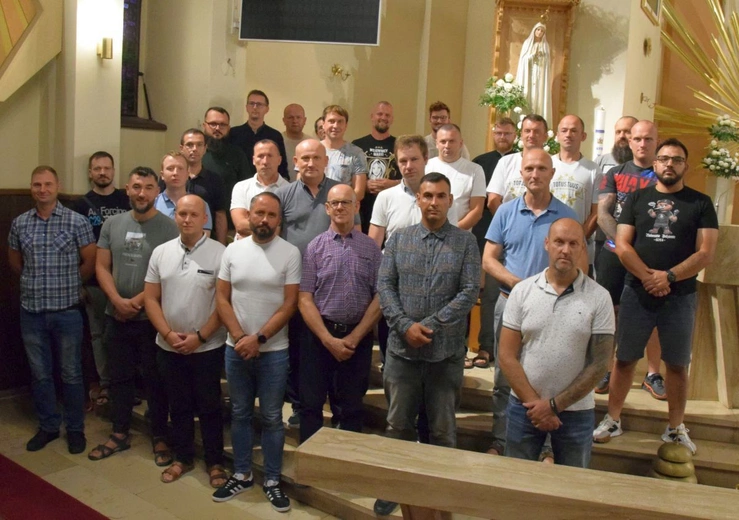 Wojownicy Maryi w kościele św. Józefa w Radomiu