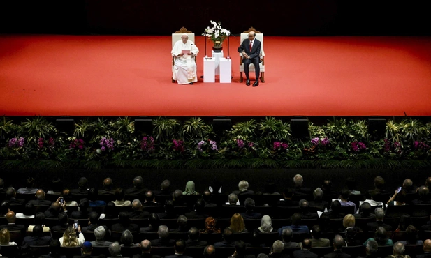 Podczas spotkania Franciszka z władzami Singapuru, społeczeństwa obywatelskiego i korpusu dyplomatycznego