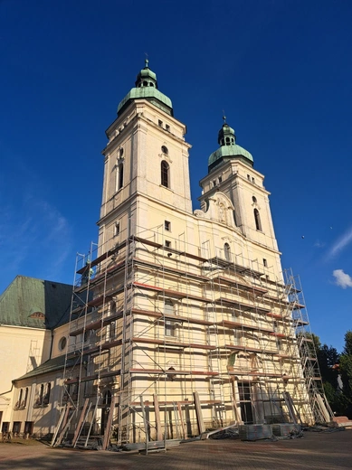 Kościół Świętej Rodziny w Pile wypięknieje
