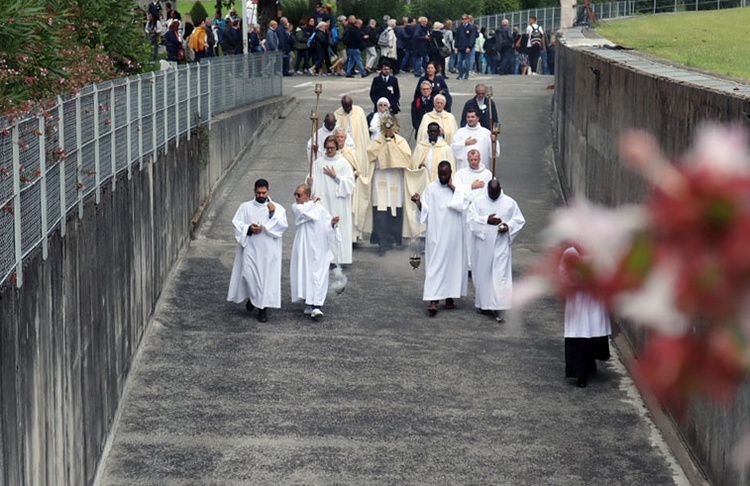 Pielgrzymka chorych do Lourdes - cz.7