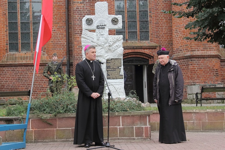 Uroczystości rocznicowe przy Pomniku Ofiar Bolszewizmu