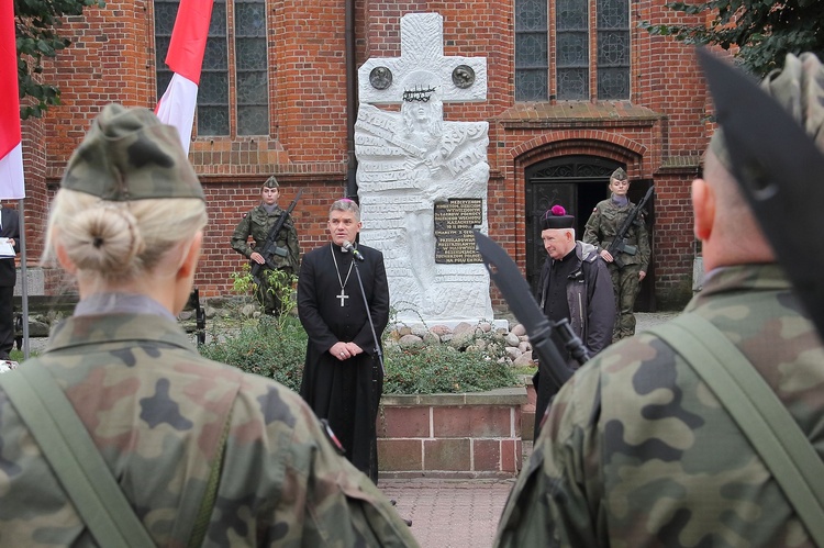 Uroczystości rocznicowe przy Pomniku Ofiar Bolszewizmu