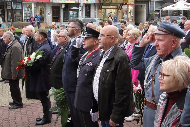 Uroczystości rocznicowe przy Pomniku Ofiar Bolszewizmu