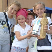 Mali rycerze, giermkowie i damy przybędą do Niepokalanowa